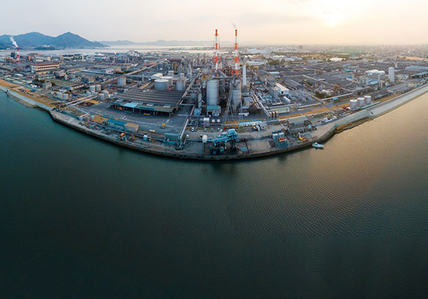 istock-940045886-card